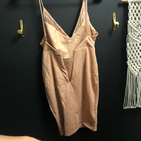 Never worn Hello Molly Peta Dress Tan - Picture 7 of 7
